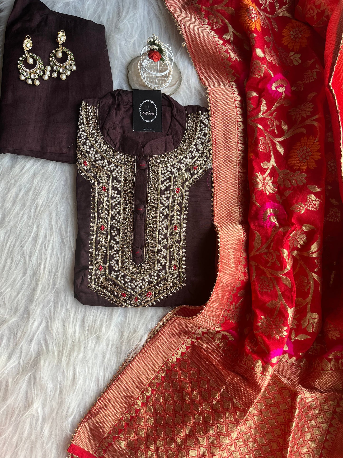 “AAMNA” Dola Silk Hand Embroidered Suit Set With Banarasi Dupatta ✨