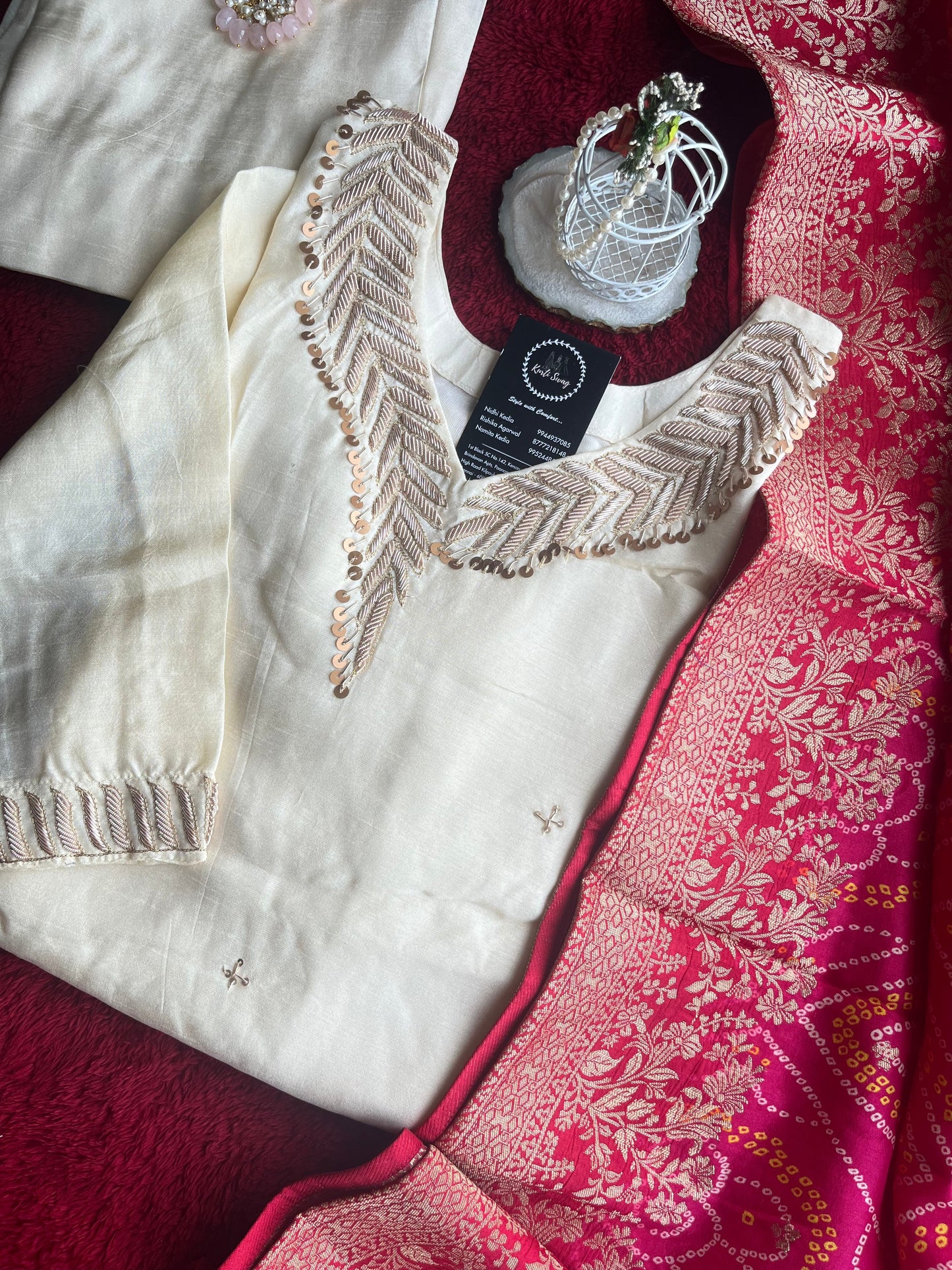 “AMRUTA” Dola Silk Suit Set an Off White 💕✨
