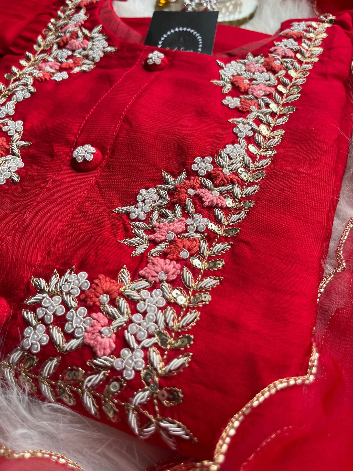 “AADYA” Dola Silk Festive Set In Pink & Red ✨💕