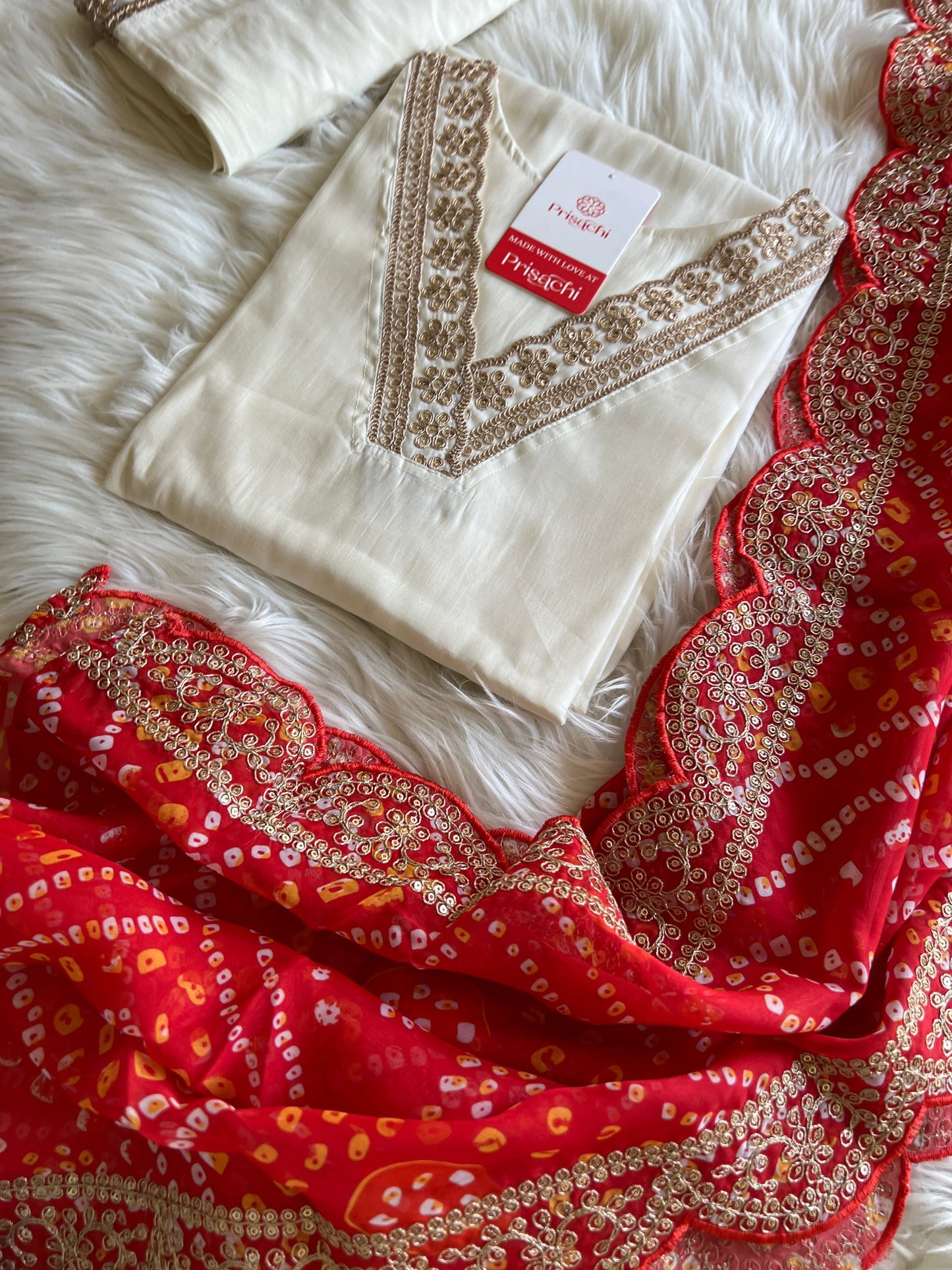 Off White Lilac silk kurta set with Red Lbandhani dupatta