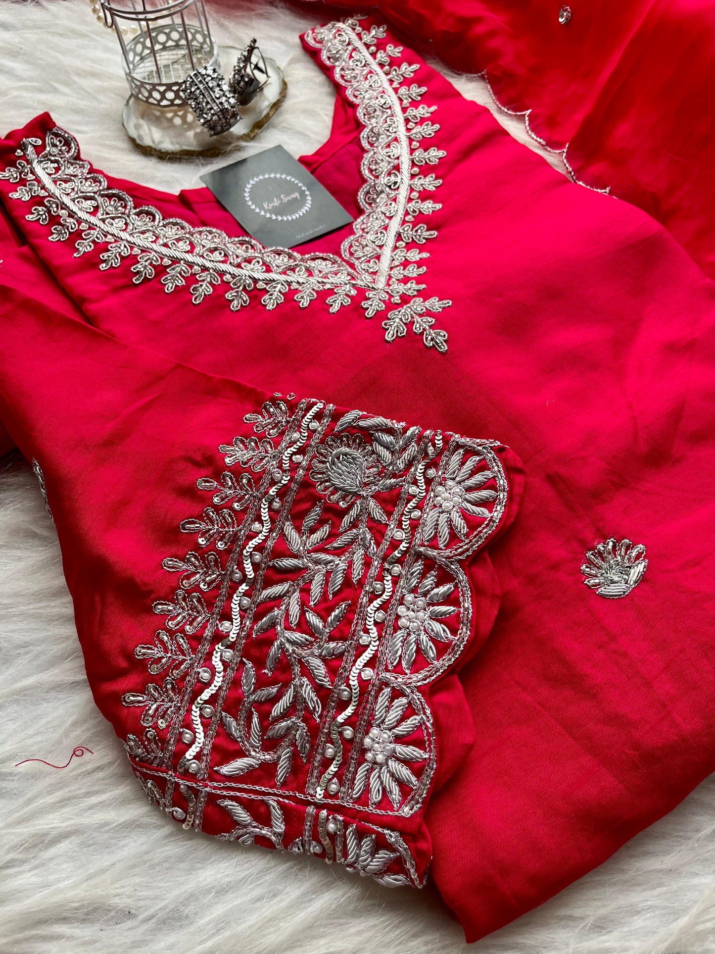 “ANTARA” Premium Festive Embroidered Dola Silk Suit Set✨💕