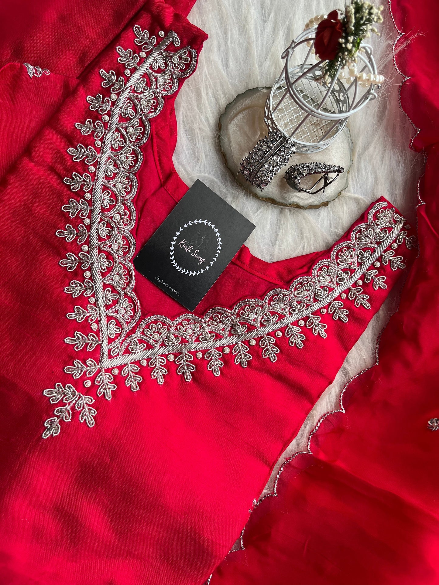 “ANTARA” Premium Festive Embroidered Dola Silk Suit Set✨💕