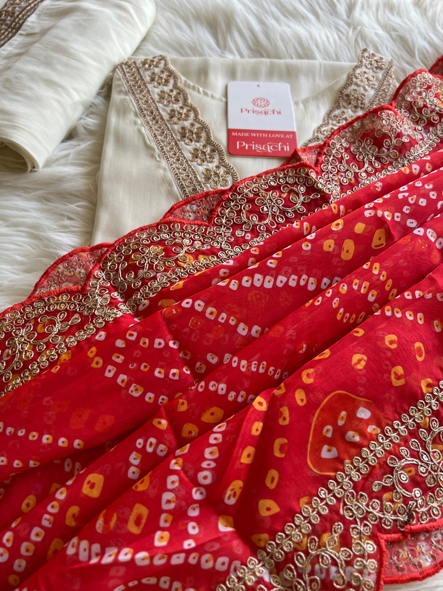 Off White Lilac silk kurta set with Red Lbandhani dupatta