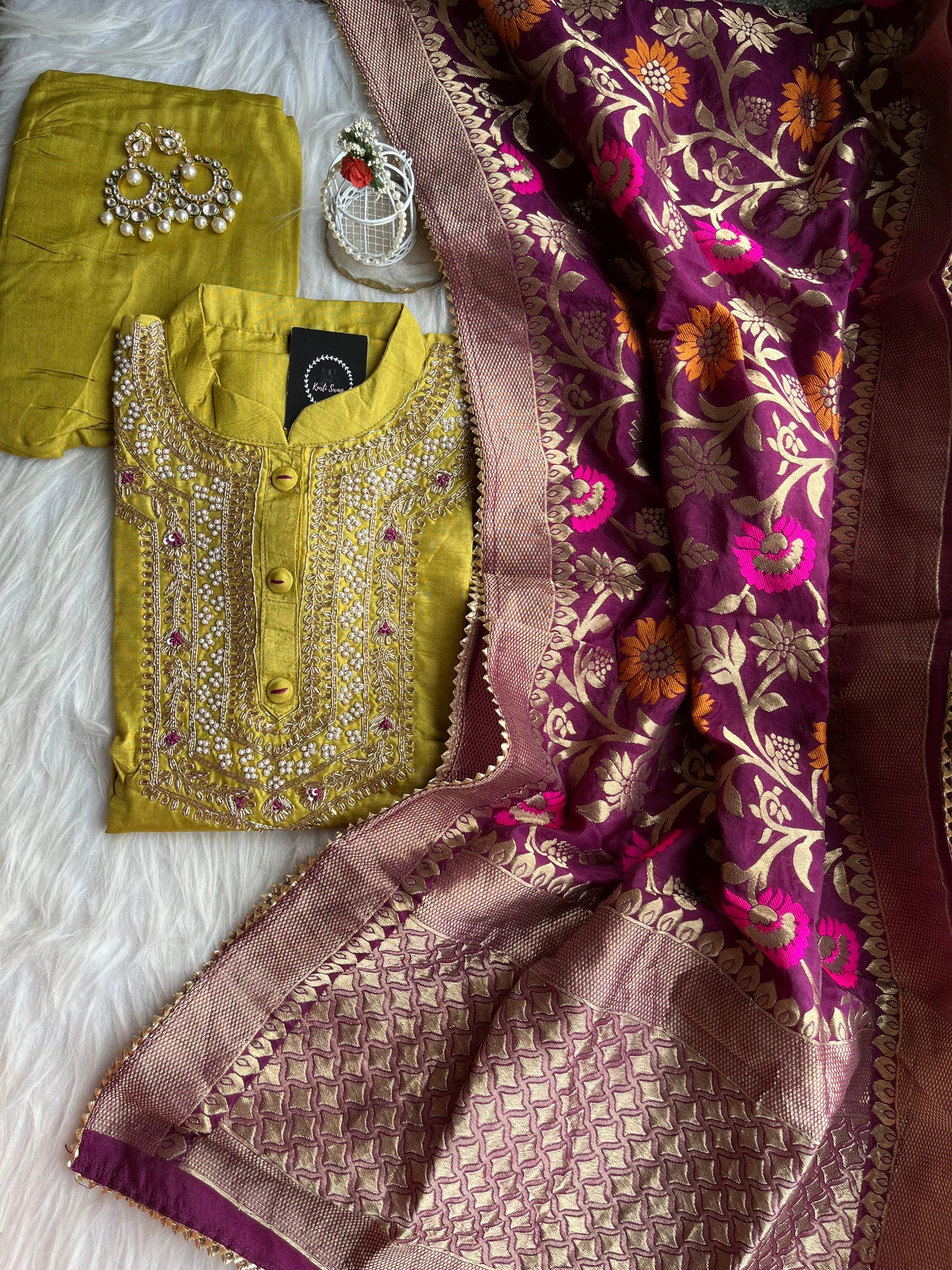 “AAMNA” Dola Silk Hand Embroidered Suit Set With Banarasi Dupatta ✨