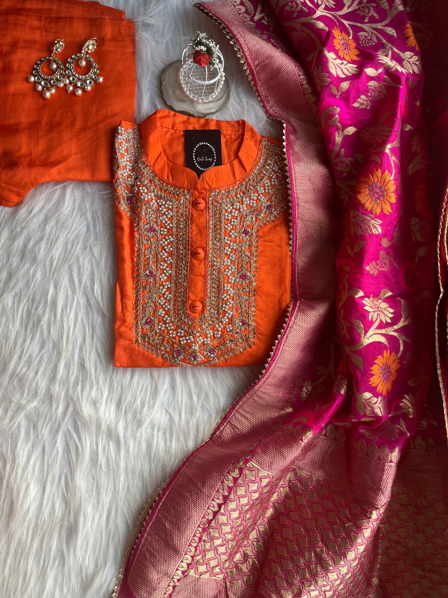 “AAMNA” Dola Silk Hand Embroidered Suit Set With Banarasi Dupatta ✨