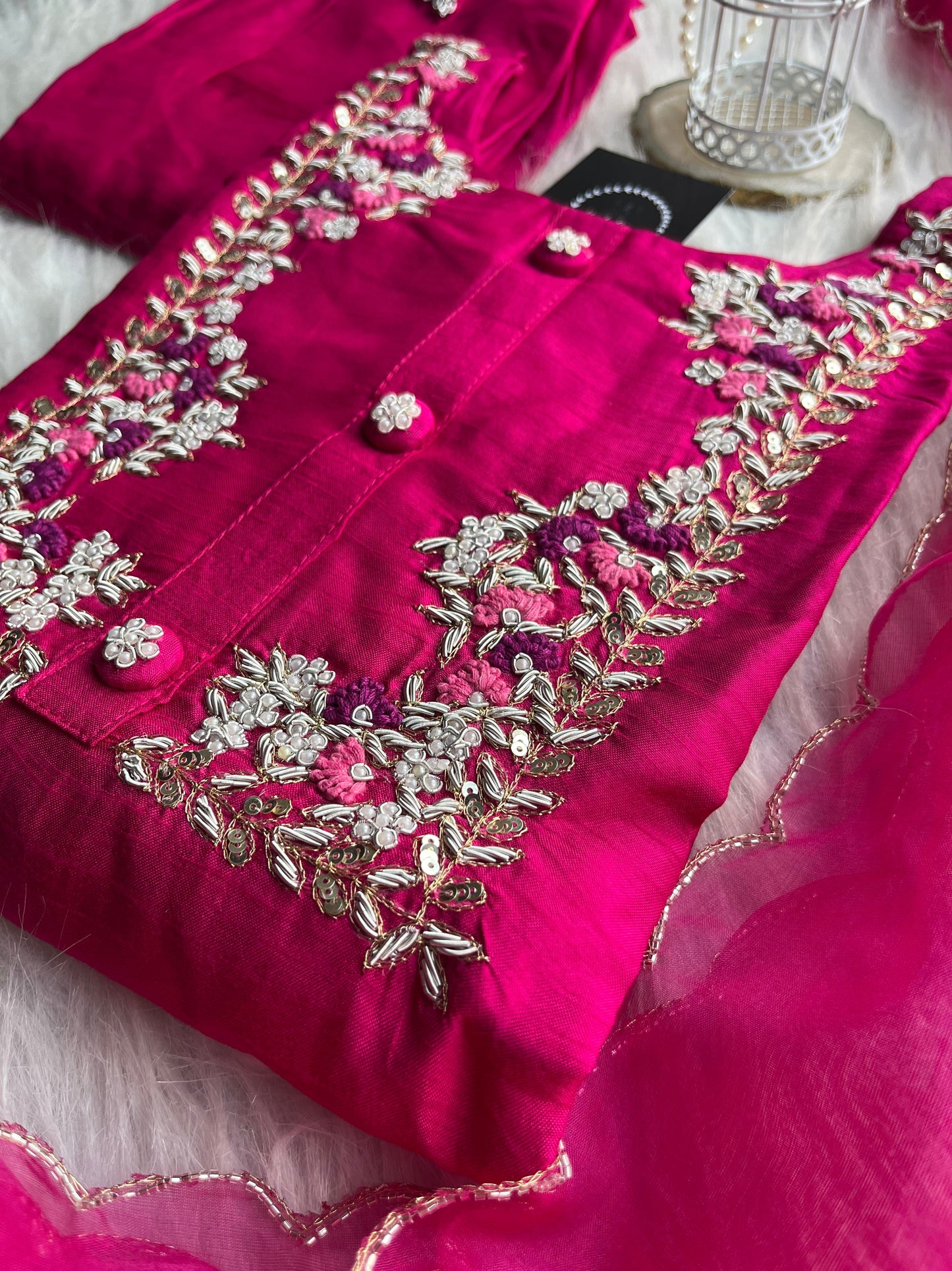 “AADYA” Dola Silk Festive Set In Pink & Red ✨💕