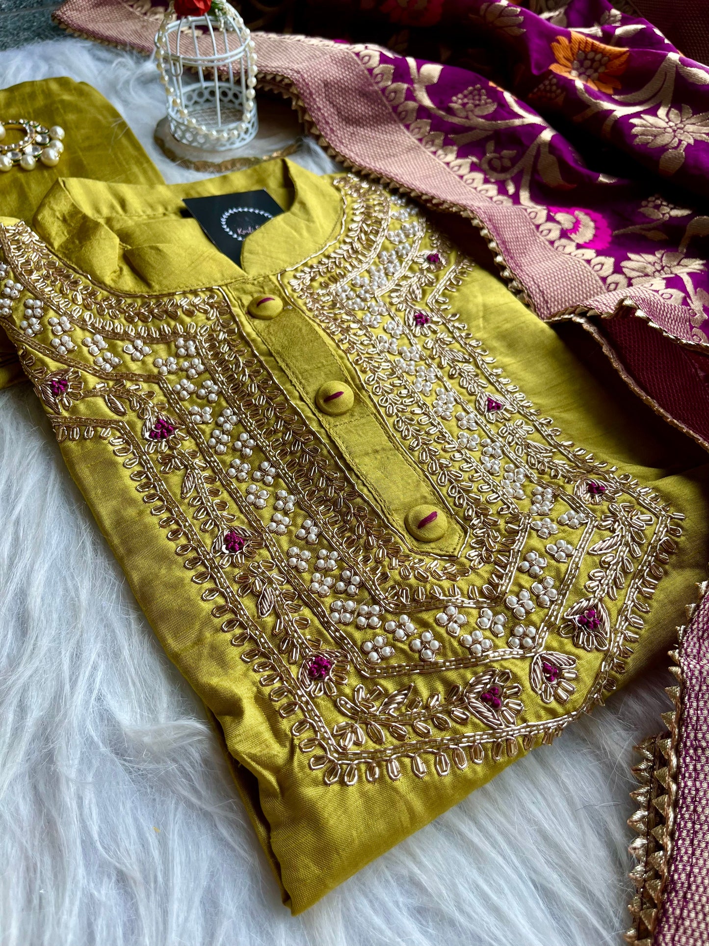 “AAMNA” Dola Silk Hand Embroidered Suit Set With Banarasi Dupatta ✨
